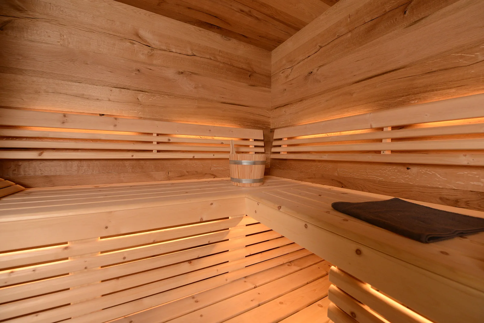 Zirbenholz Sauna
