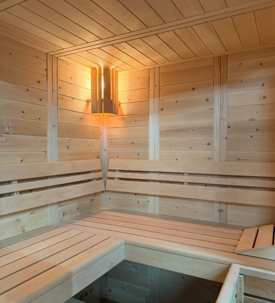 Massivholzsauna Athen astige Zirbe