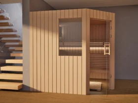 Sauna Athen 2 kleine Fenster Profilholz Erle neben der Treppe, Glastür geöffnet