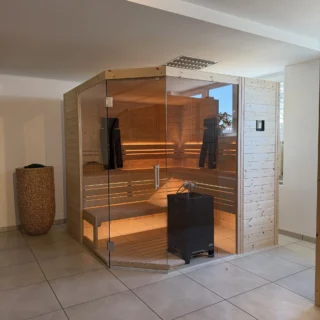 Sauna Athen in Massivholz – 5-Eck-Kabine