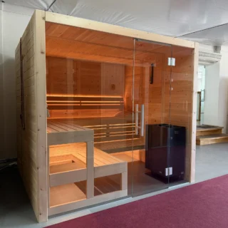 Sauna Kristall in Massivholz – Glasfront